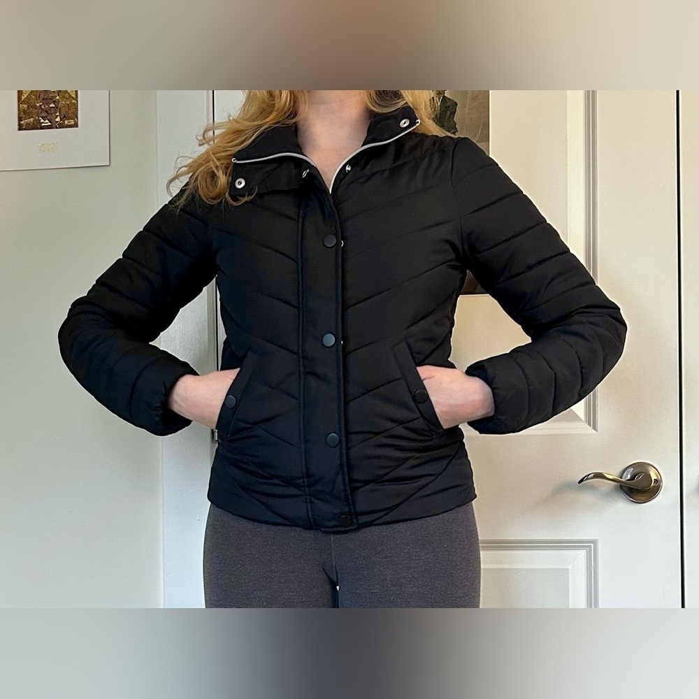 Women's Black Quilted Jacket L.O.G.G. Size 6